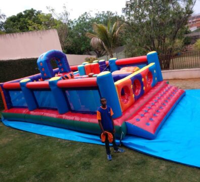 corrida de obstáculos grande